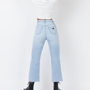 abrand cropped flare hot n fresh